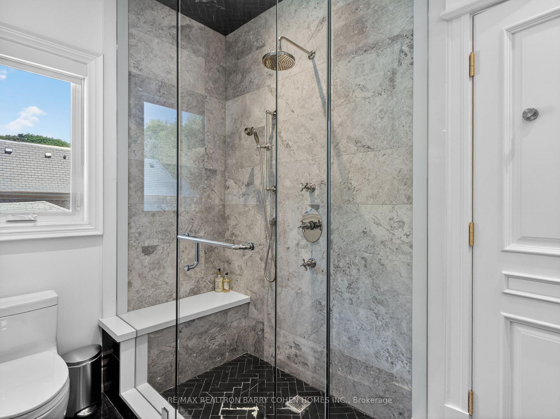 Photo 26 of 18 Brookfield Road, North York, Bridle Path-Sunnybrook-York Mills — HOMEH
