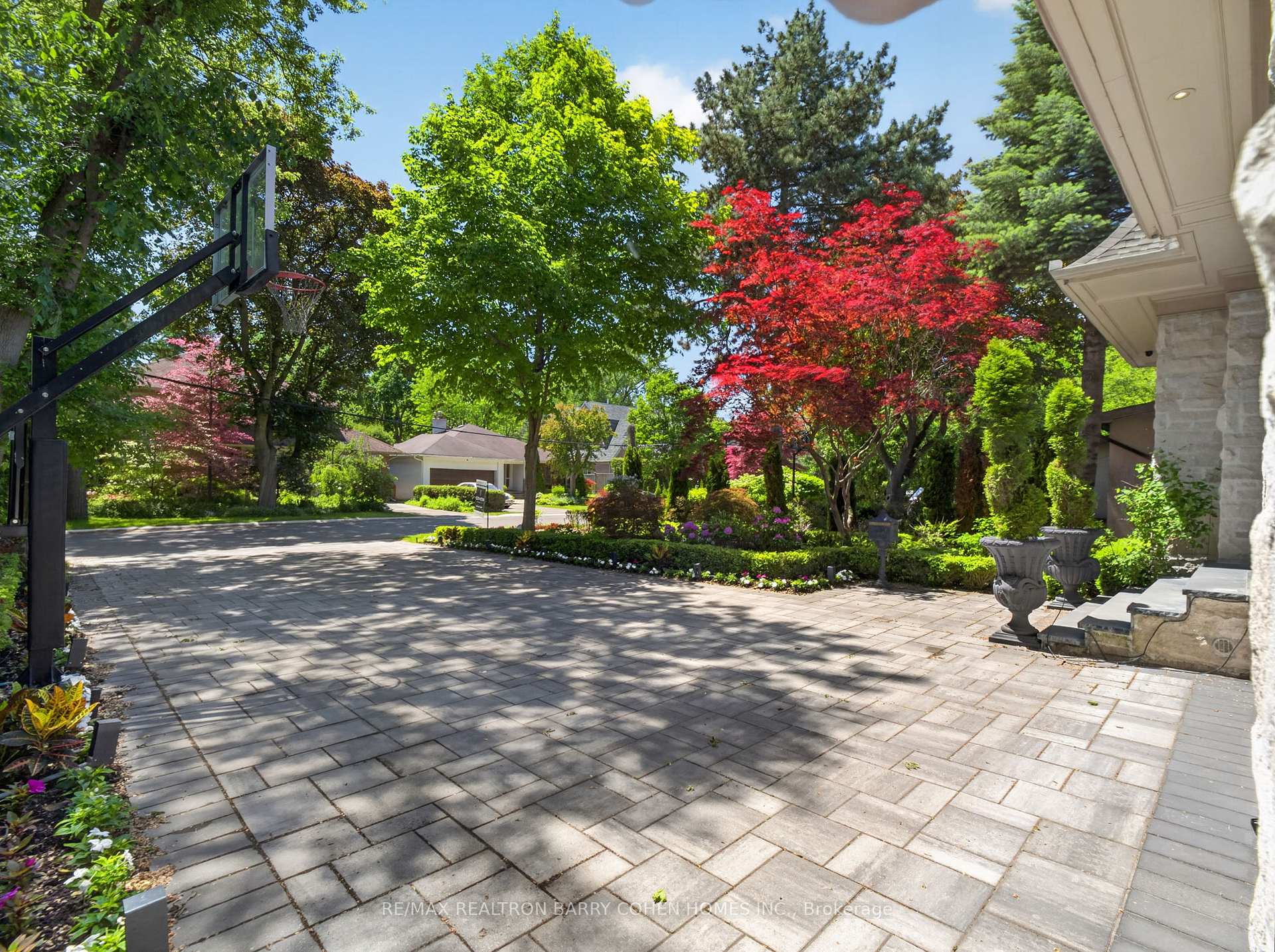 Photo 40 of 18 Brookfield Road, North York, Bridle Path-Sunnybrook-York Mills — HOMEH