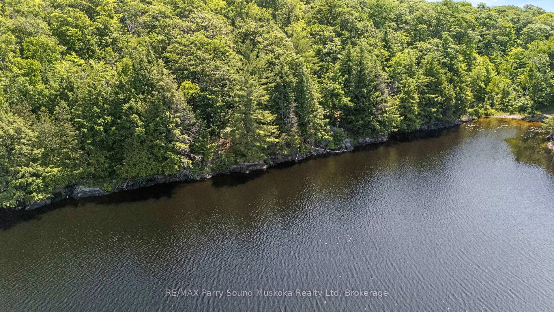Photo 5 of 38 Fun Cottage Lane, McDougall — HOMEH