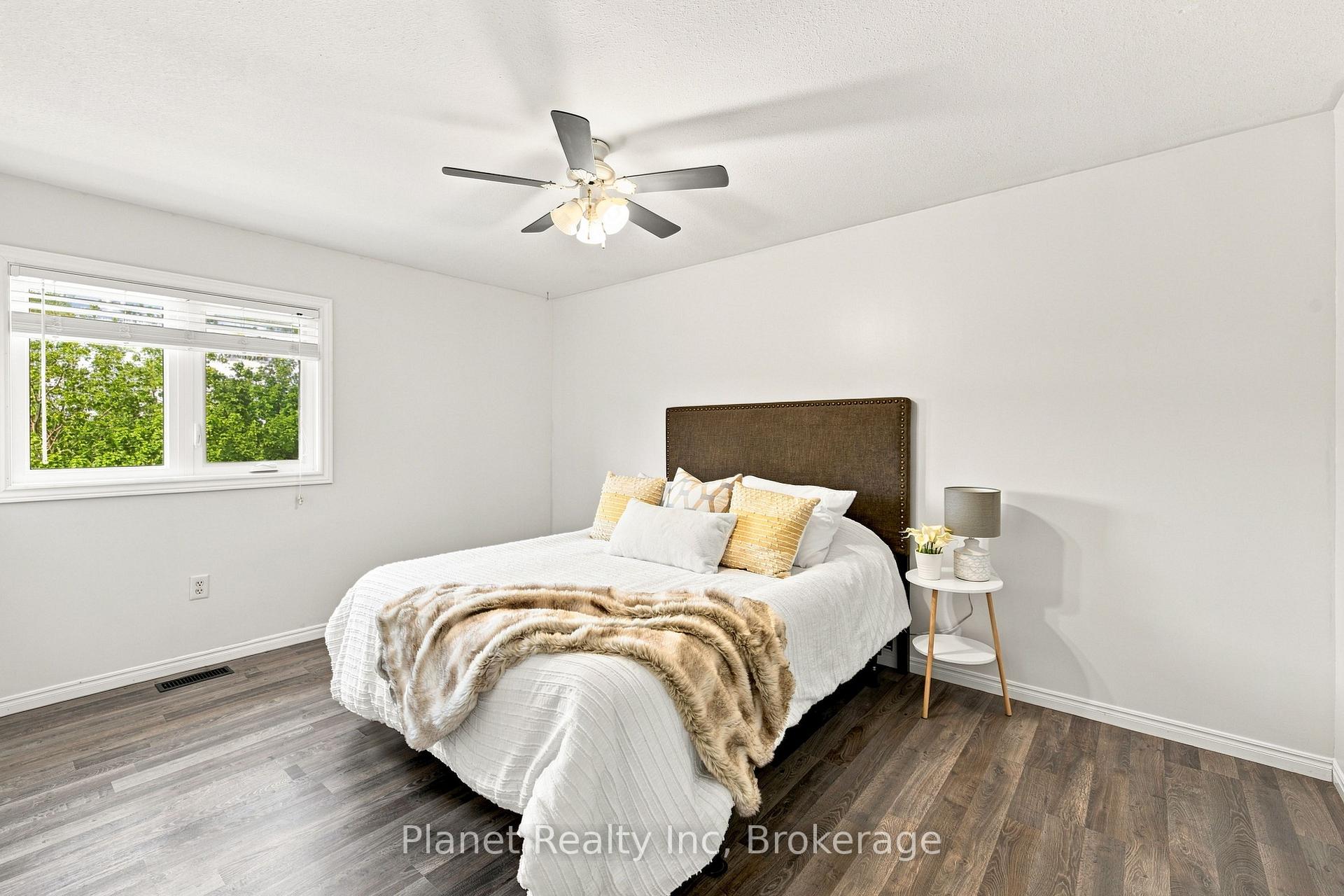 Photo 27 of 41 Boulder Crescent, Guelph, Clairfields/Hanlon Business Park — HOMEH