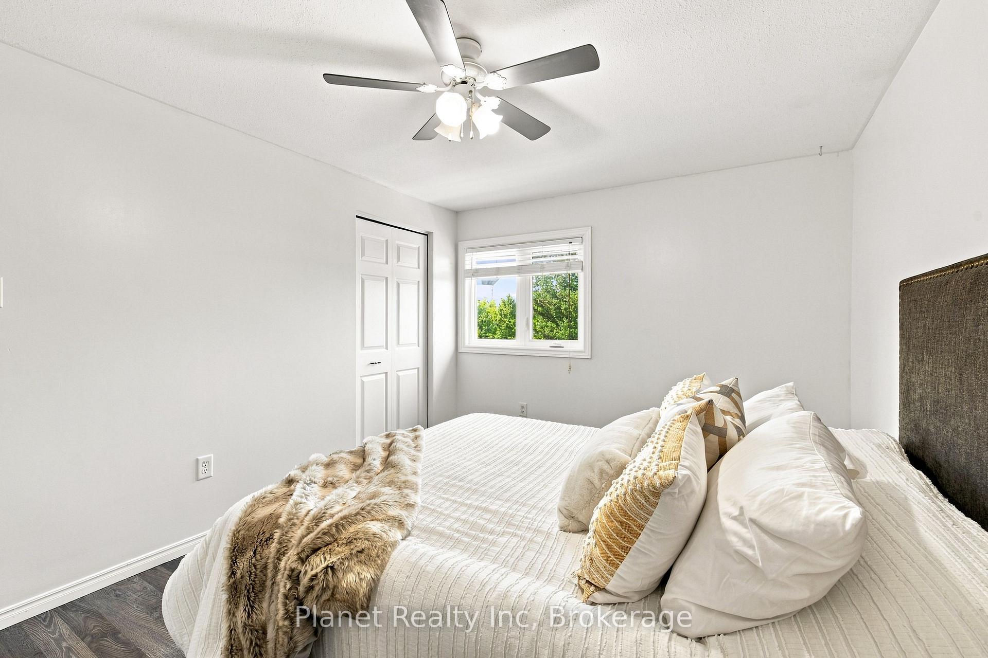 Photo 28 of 41 Boulder Crescent, Guelph, Clairfields/Hanlon Business Park — HOMEH
