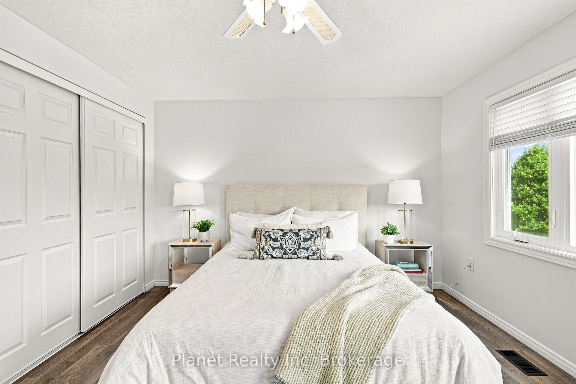 Photo 30 of 41 Boulder Crescent, Guelph, Clairfields/Hanlon Business Park — HOMEH