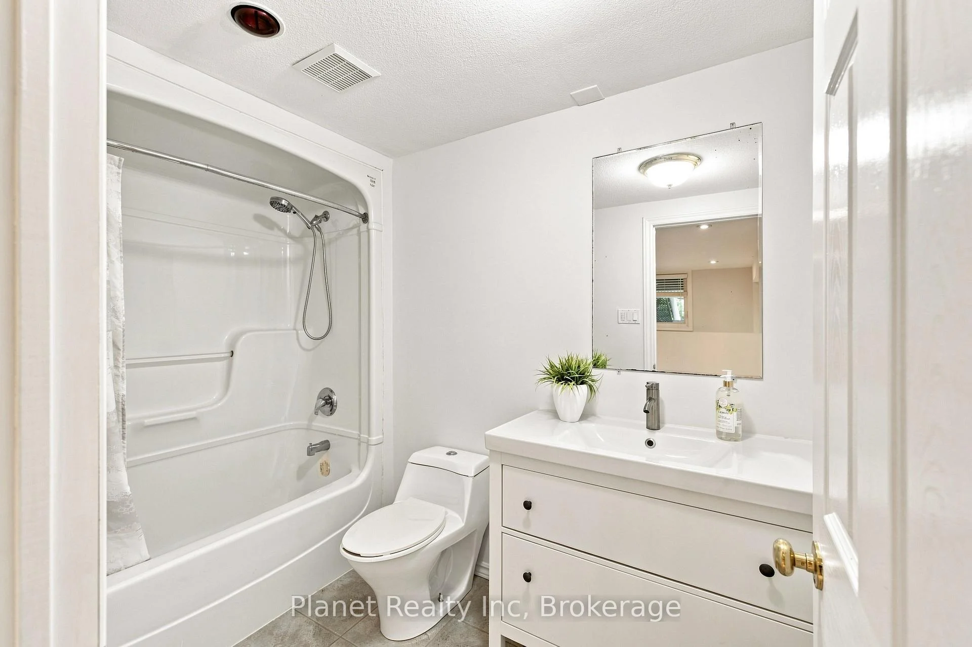 Photo 42 of 41 Boulder Crescent, Guelph, Clairfields/Hanlon Business Park — HOMEH