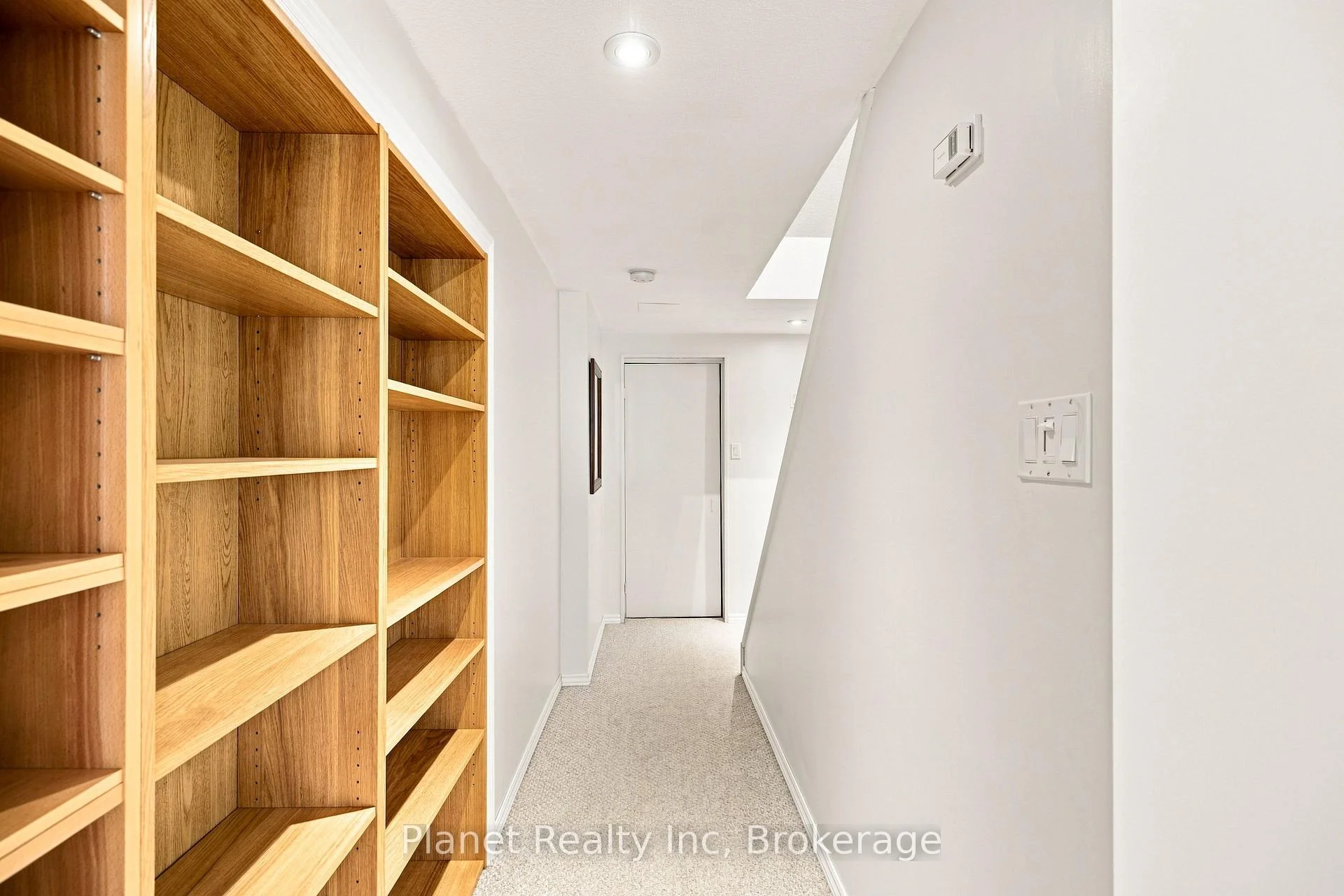 Photo 46 of 41 Boulder Crescent, Guelph, Clairfields/Hanlon Business Park — HOMEH