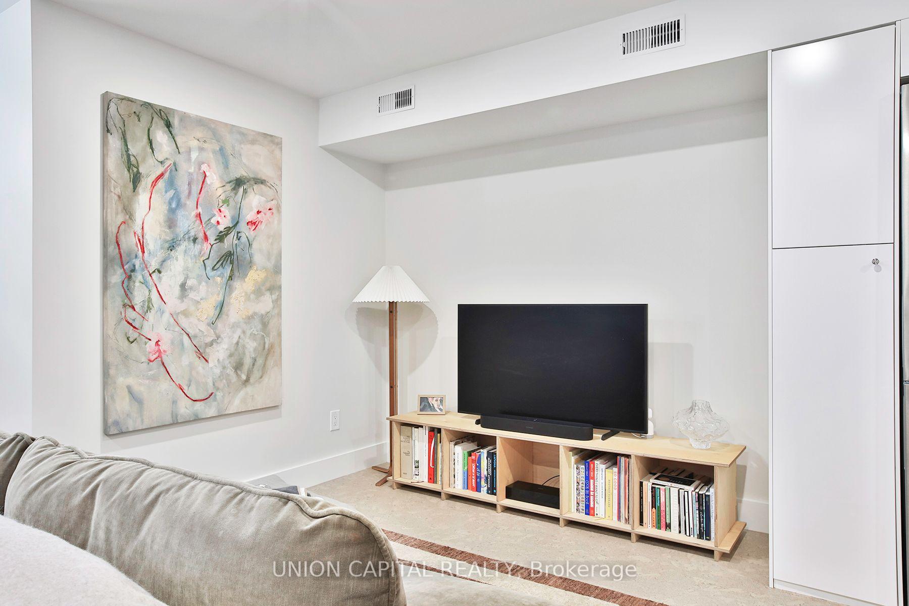 Photo 5 of Unit C, 278 Lisgar Street, Toronto, Little Portugal — HOMEH