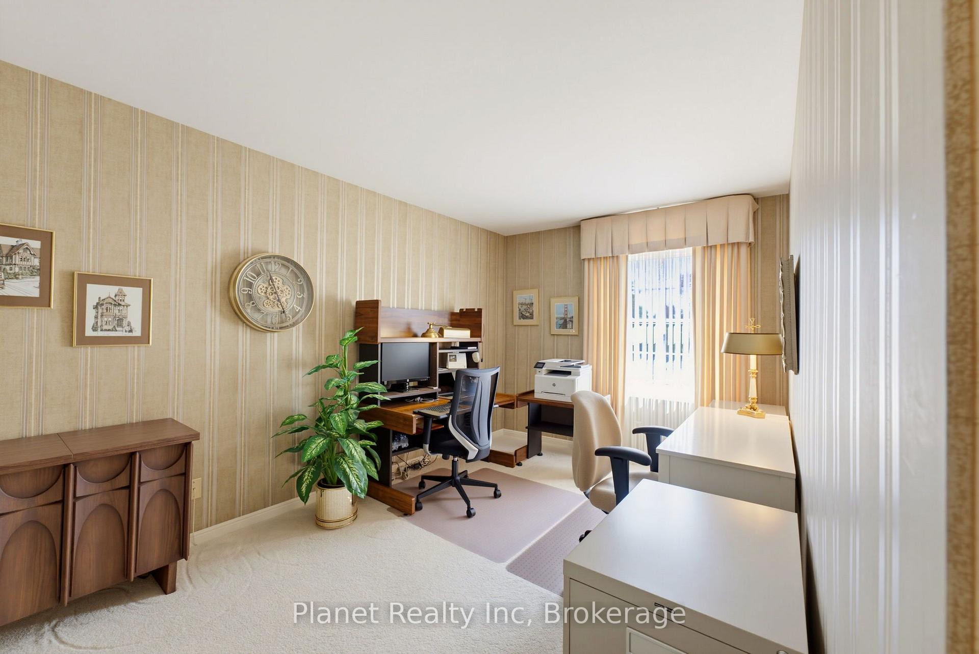 Photo 30 of 106 Thorndale Place, Waterloo, Maple Hills — HOMEH
