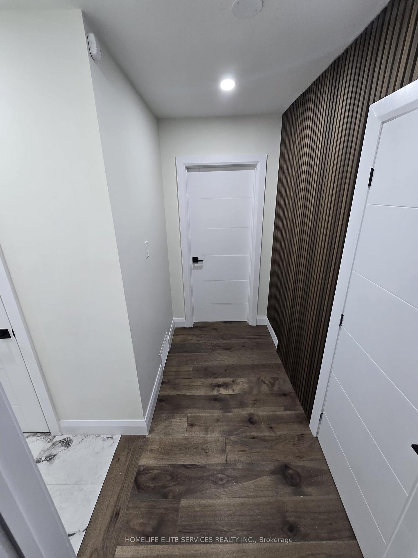Photo 2 of 36 Manorglen Crescent, Scarborough, Agincourt South-Malvern West — HOMEH