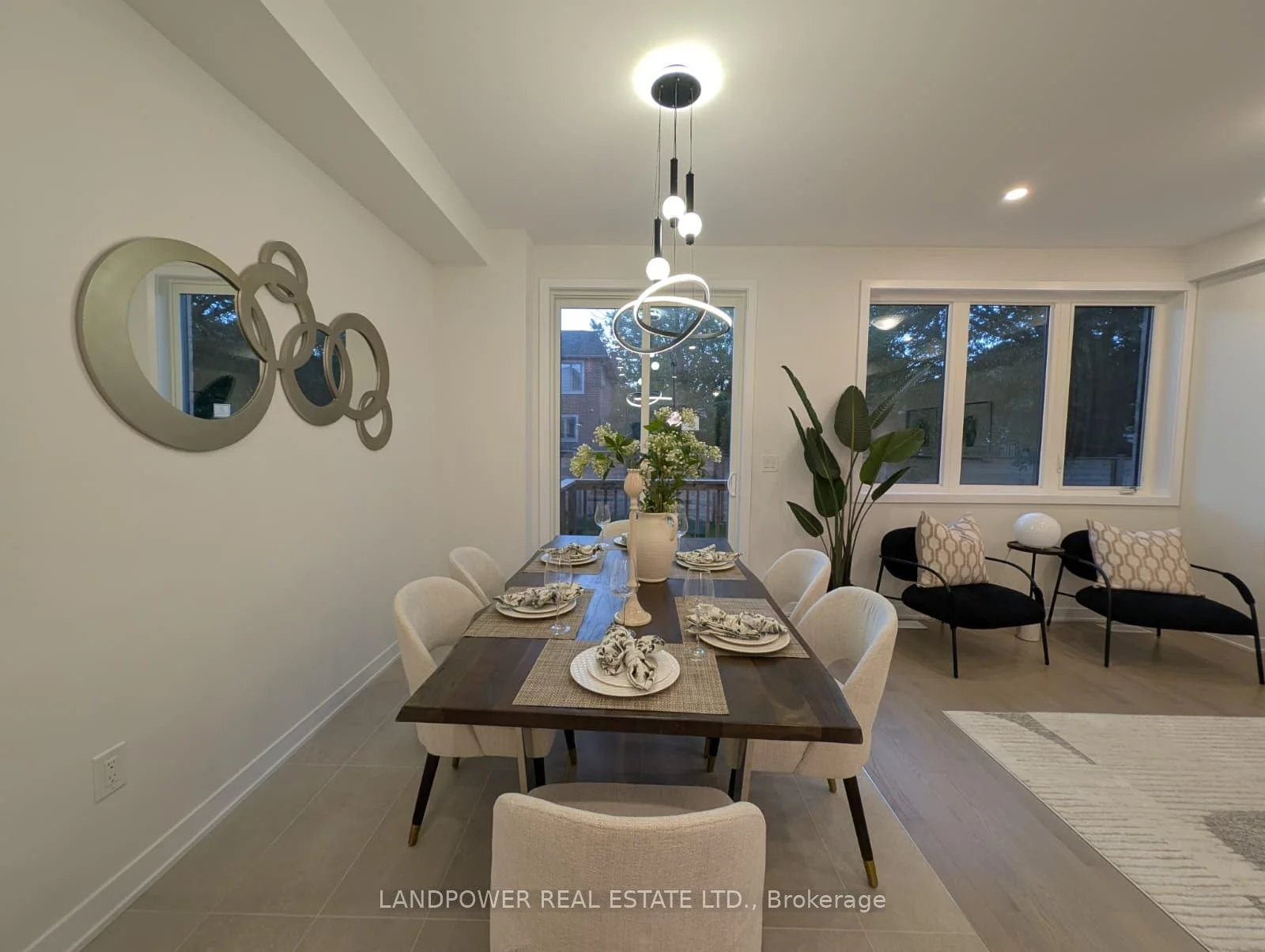 Photo 10 of 162 Anna Russell Way, Markham, Unionville — HOMEH