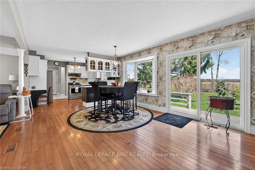 Photo 8 of 112 Prospect Street, Norfolk, Port Dover — HOMEH