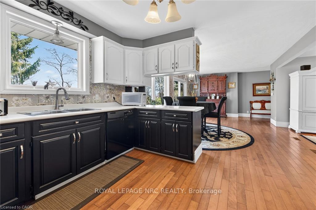 Photo 13 of 112 Prospect Street, Norfolk, Port Dover — HOMEH