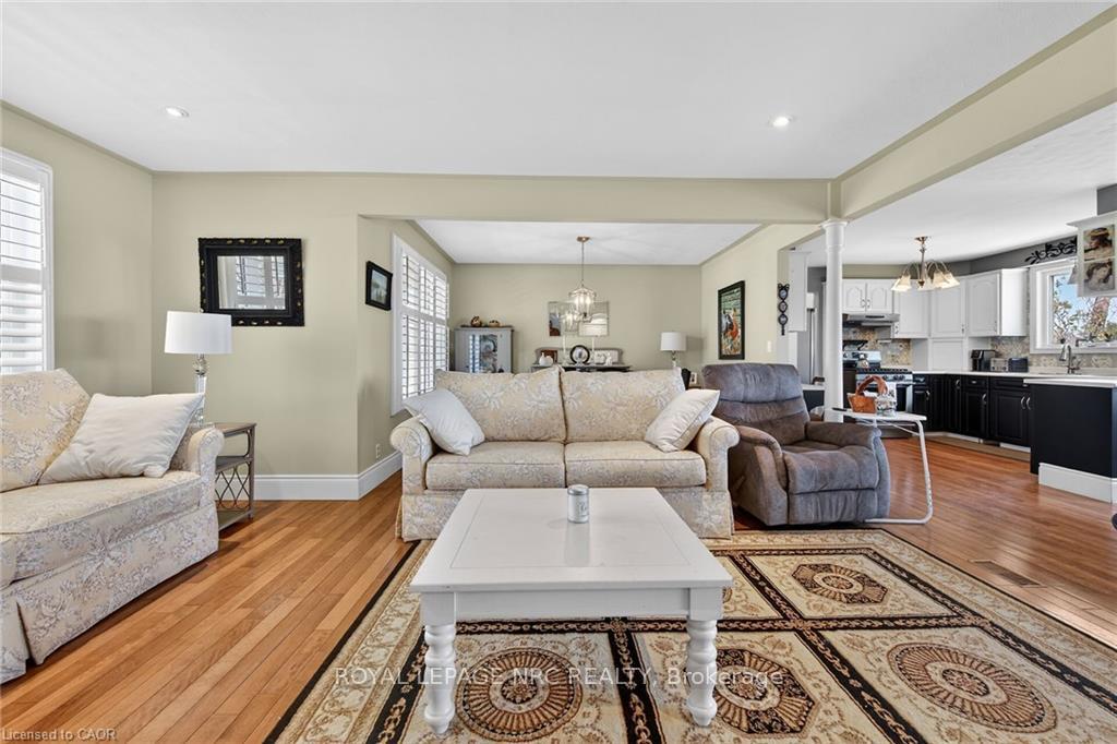 Photo 16 of 112 Prospect Street, Norfolk, Port Dover — HOMEH