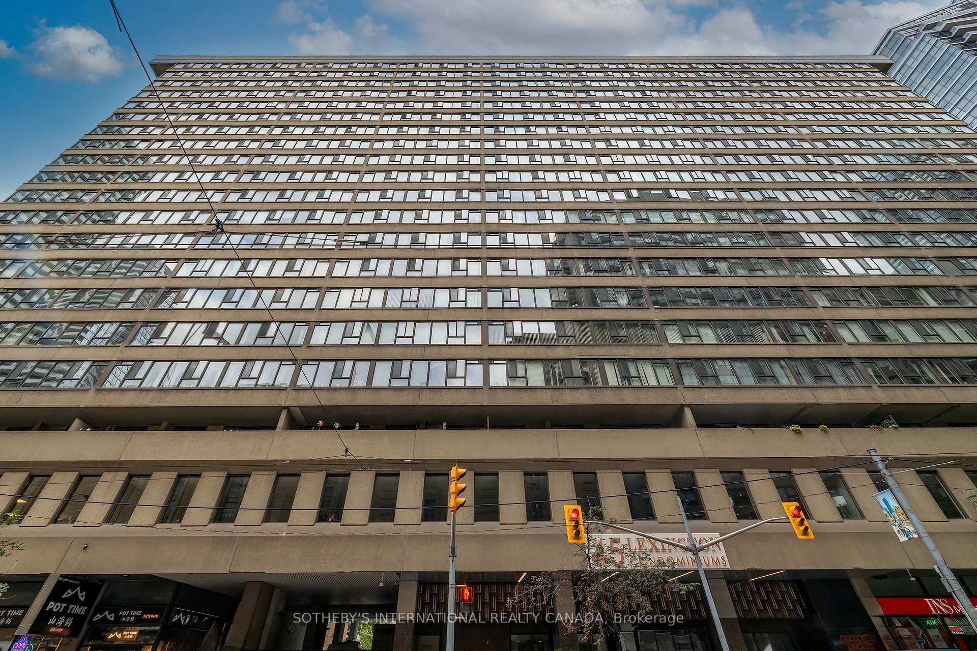Photo 2 of Unit 1707, 45 Carlton Street, Toronto, Church-Yonge Corridor — HOMEH