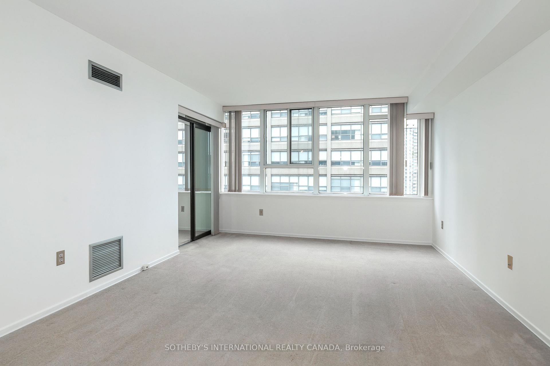 Photo 5 of Unit 1707, 45 Carlton Street, Toronto, Church-Yonge Corridor — HOMEH