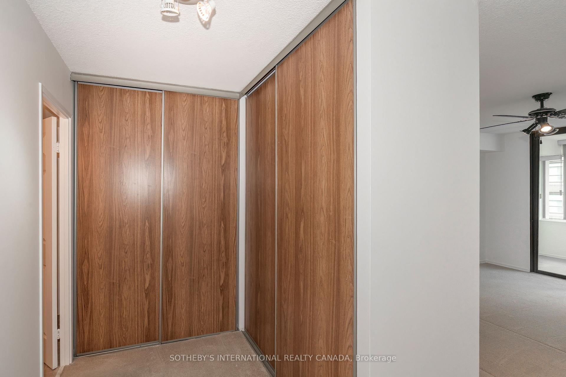 Photo 13 of Unit 1707, 45 Carlton Street, Toronto, Church-Yonge Corridor — HOMEH