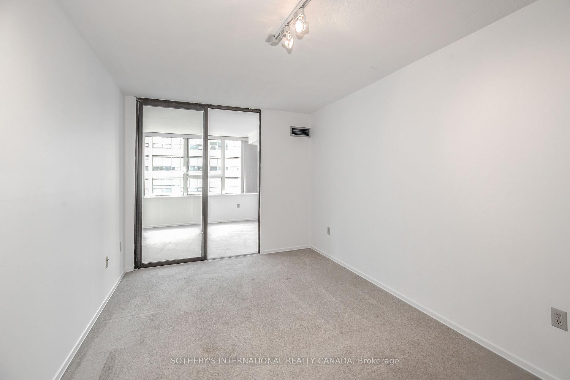 Photo 15 of Unit 1707, 45 Carlton Street, Toronto, Church-Yonge Corridor — HOMEH