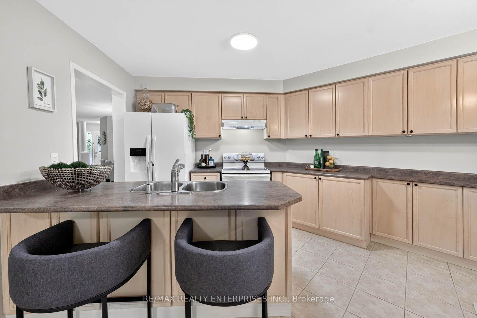 Photo 19 of 3877 Barley Trail, Mississauga, Churchill Meadows — HOMEH