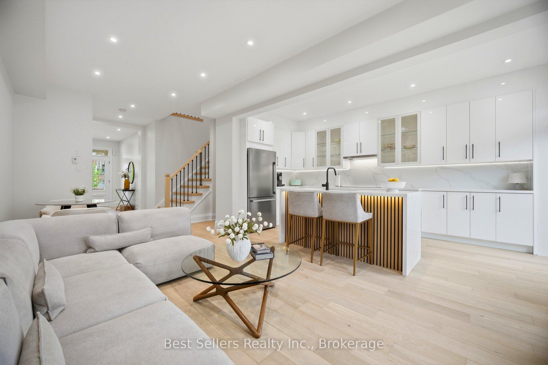 Photo 8 of 75 Cathedral Court, Hamilton, Waterdown — HOMEH