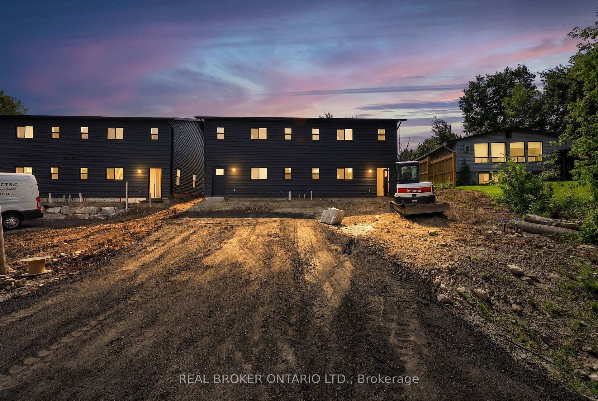 Photo 2 of Unit #1, 436 5th Avenue, Tay, Port McNicoll — HOMEH