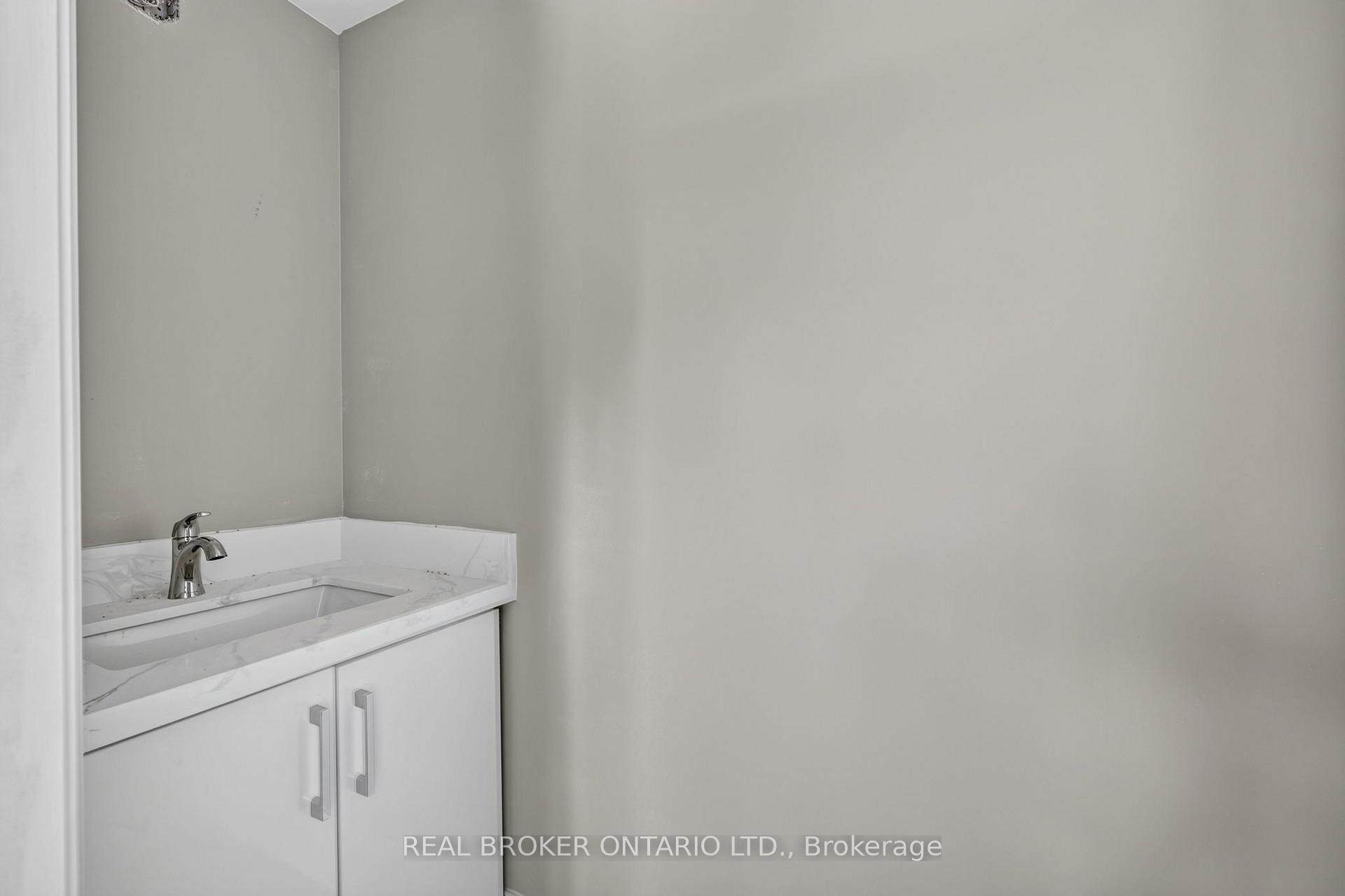 Photo 17 of Unit #1, 436 5th Avenue, Tay, Port McNicoll — HOMEH