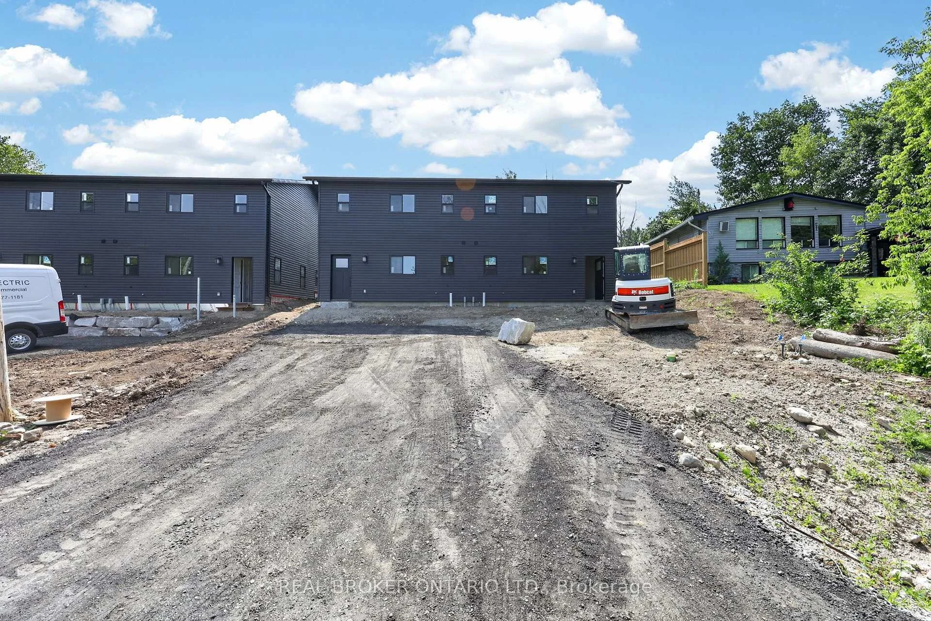 Photo 4 of Unit #1, 436 5th Avenue, Tay, Port McNicoll — HOMEH