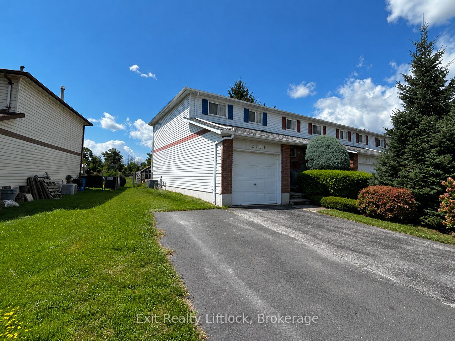 Photo 2 of 2131 Walker Avenue, Peterborough, Ashburnham Ward 4 — HOMEH