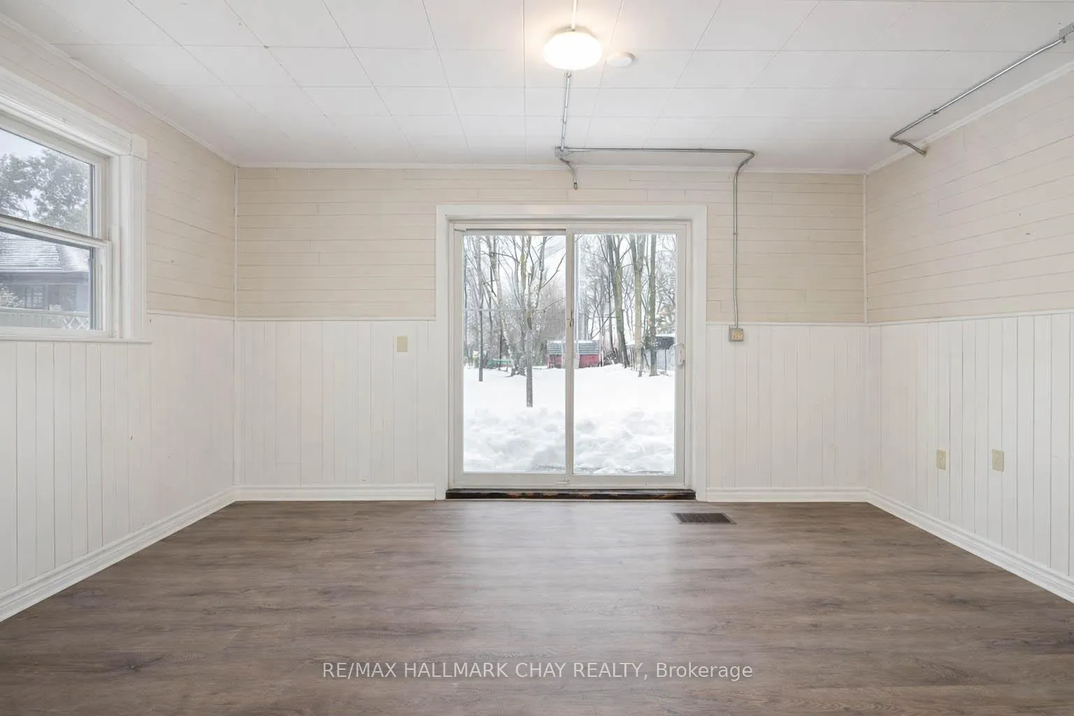 Photo 6 of 377 Hugel Avenue, Midland — HOMEH
