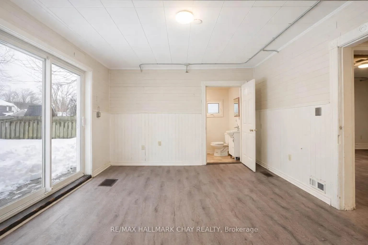 Photo 7 of 377 Hugel Avenue, Midland — HOMEH