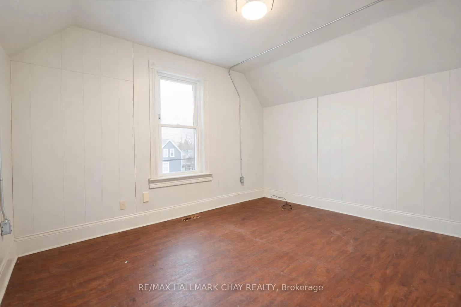 Photo 20 of 377 Hugel Avenue, Midland — HOMEH