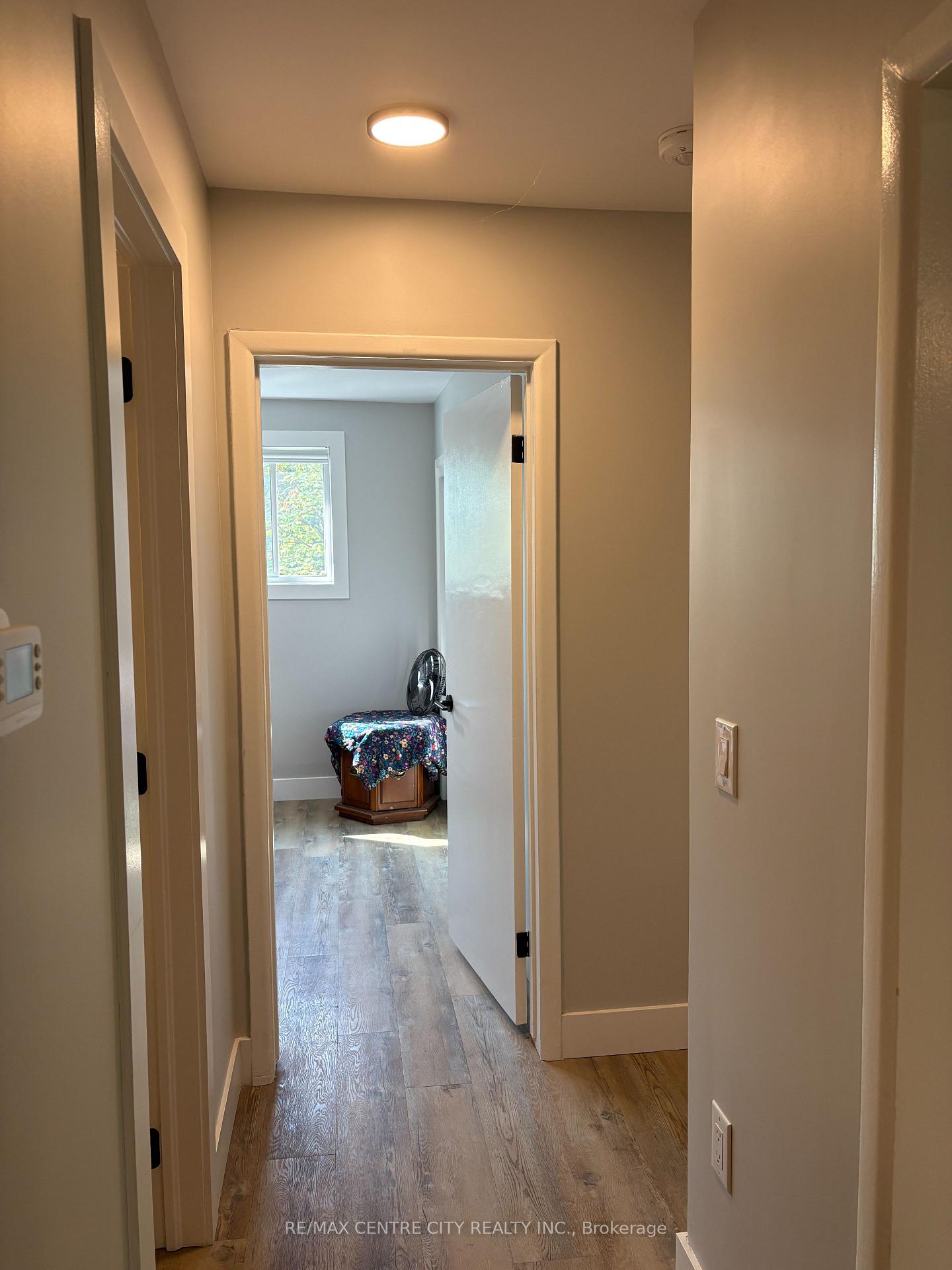 Photo 16 of Unit 9, 400 Scenic Drive S, London, South J — HOMEH