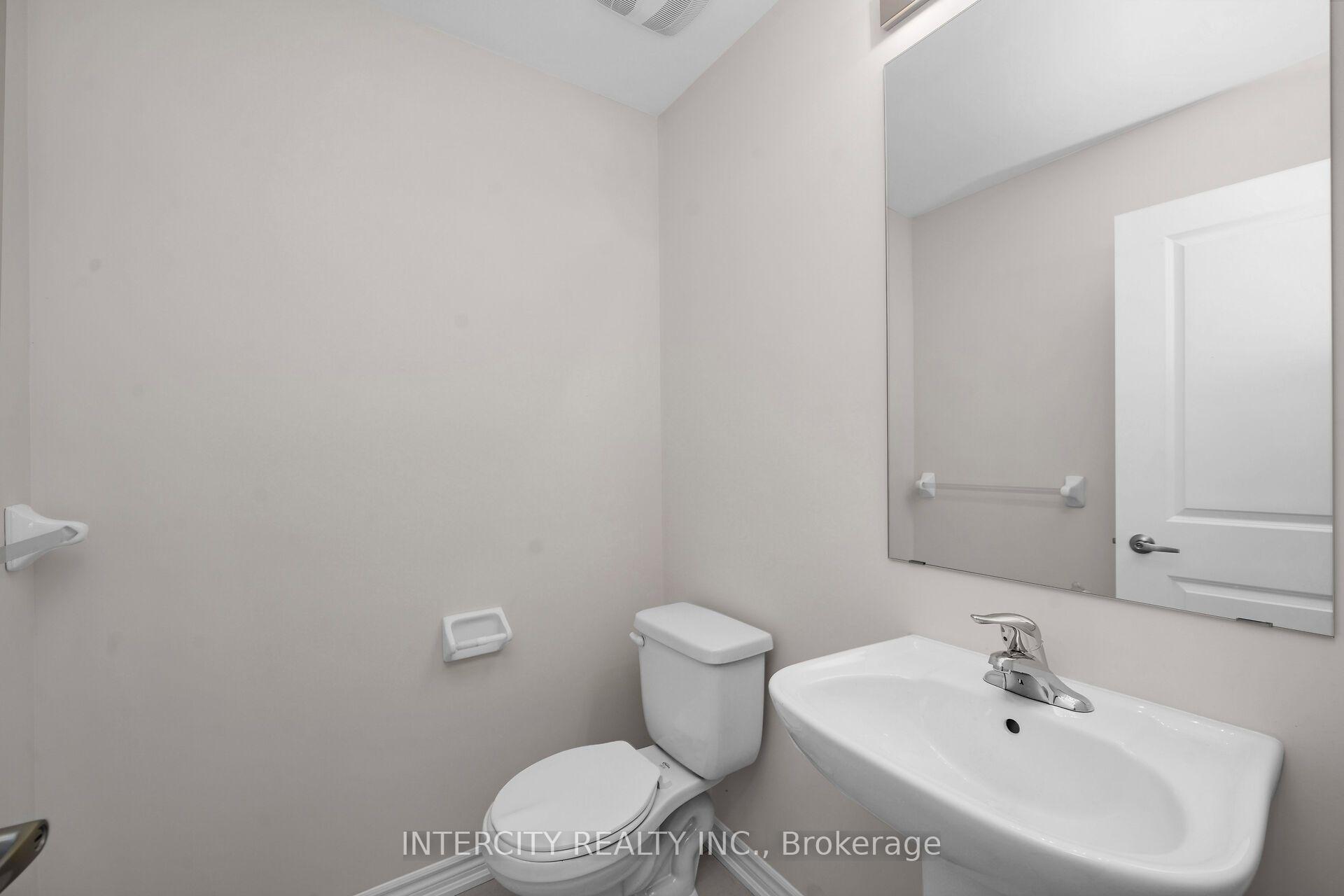 Photo 12 of 7 Drainie Street, Vaughan, Elder Mills — HOMEH