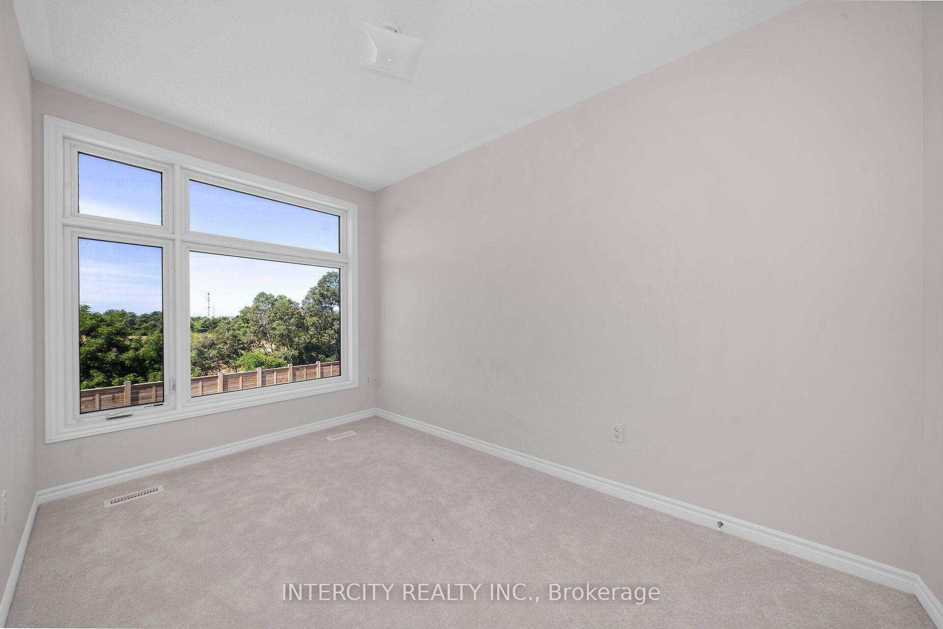 Photo 18 of 7 Drainie Street, Vaughan, Elder Mills — HOMEH