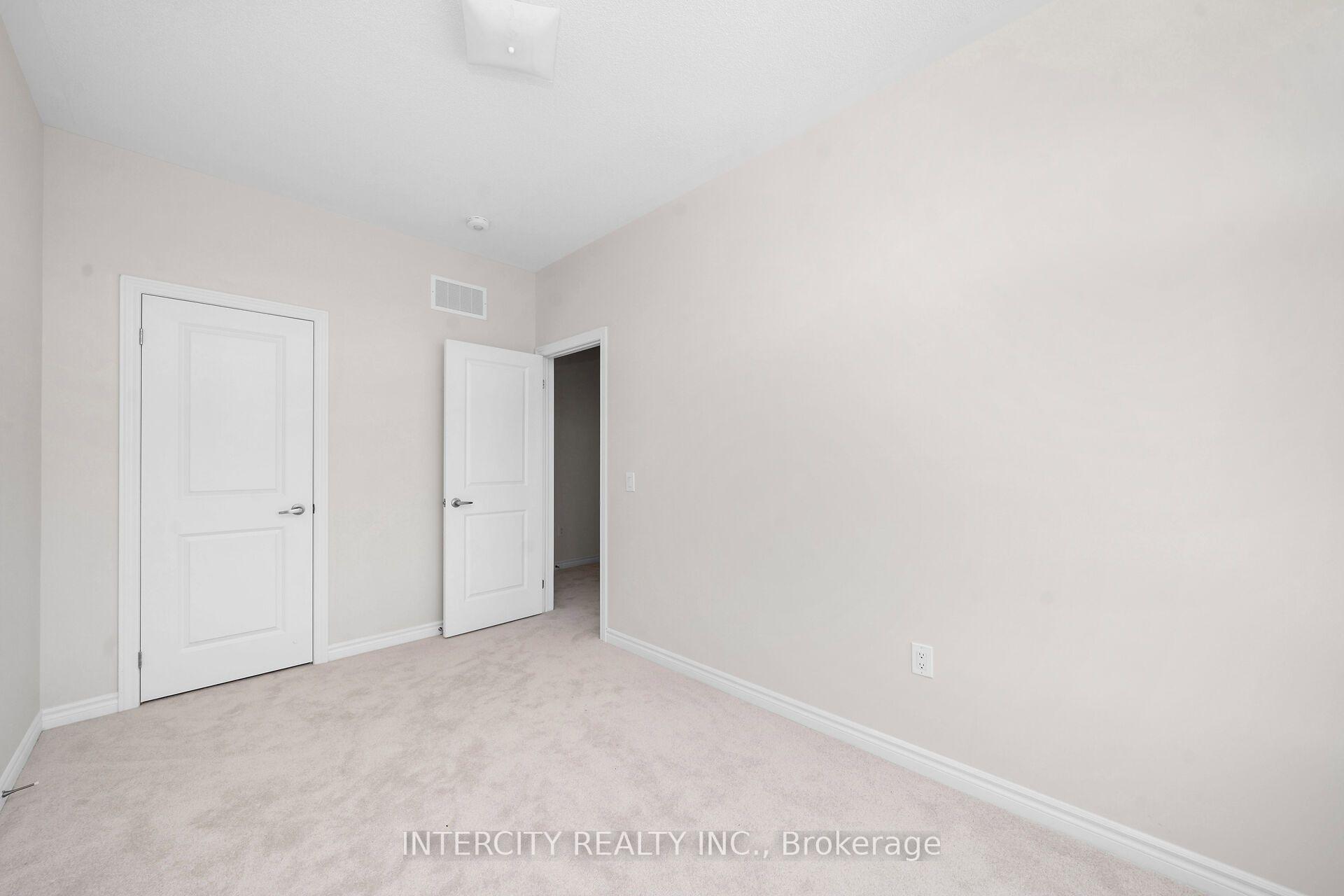 Photo 19 of 7 Drainie Street, Vaughan, Elder Mills — HOMEH