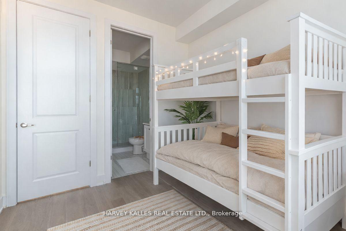 Photo 11 of 9 Innes Avenue, Toronto, Corso Italia-Davenport — HOMEH