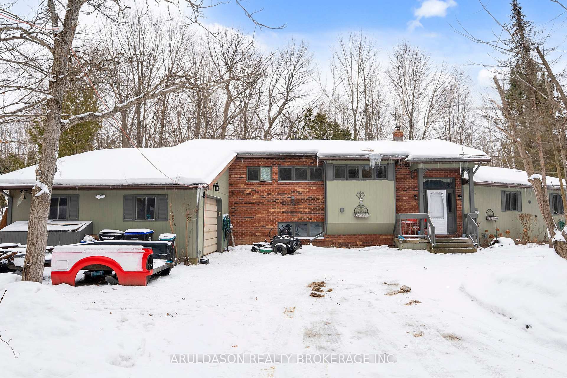 Photo 1 of 1208 Birchcliffe Crescent, Severn, Rural Severn — HOMEH
