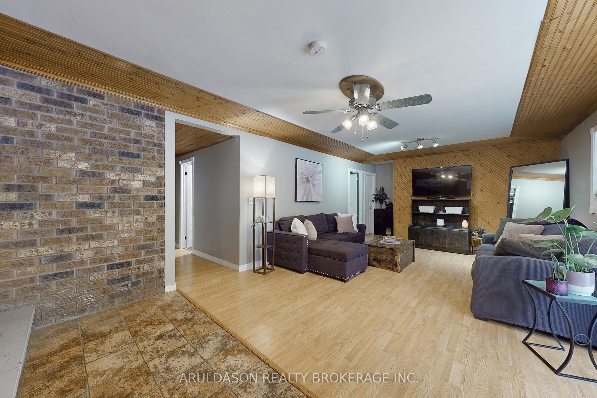 Photo 22 of 1208 Birchcliffe Crescent, Severn, Rural Severn — HOMEH