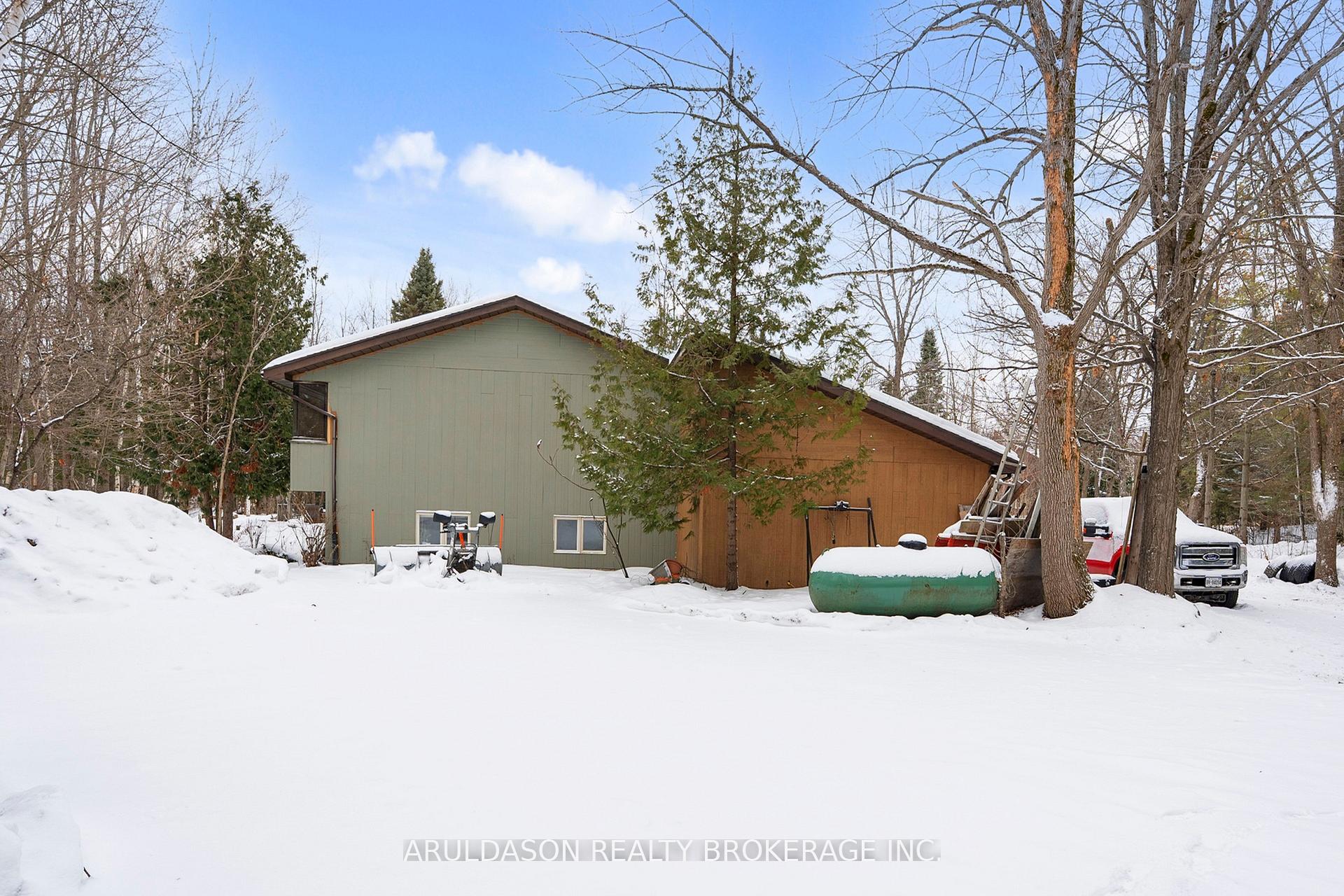 Photo 37 of 1208 Birchcliffe Crescent, Severn, Rural Severn — HOMEH