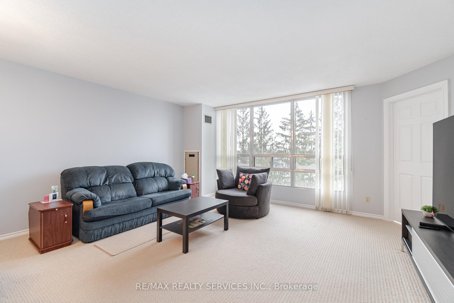 Photo 20 of Unit 402, 330 Mill Street S, Brampton, Brampton South — HOMEH