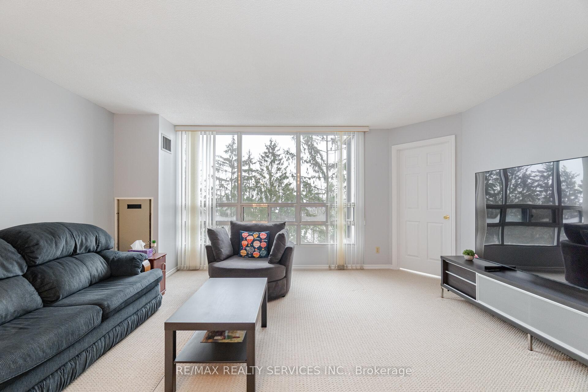 Photo 22 of Unit 402, 330 Mill Street S, Brampton, Brampton South — HOMEH