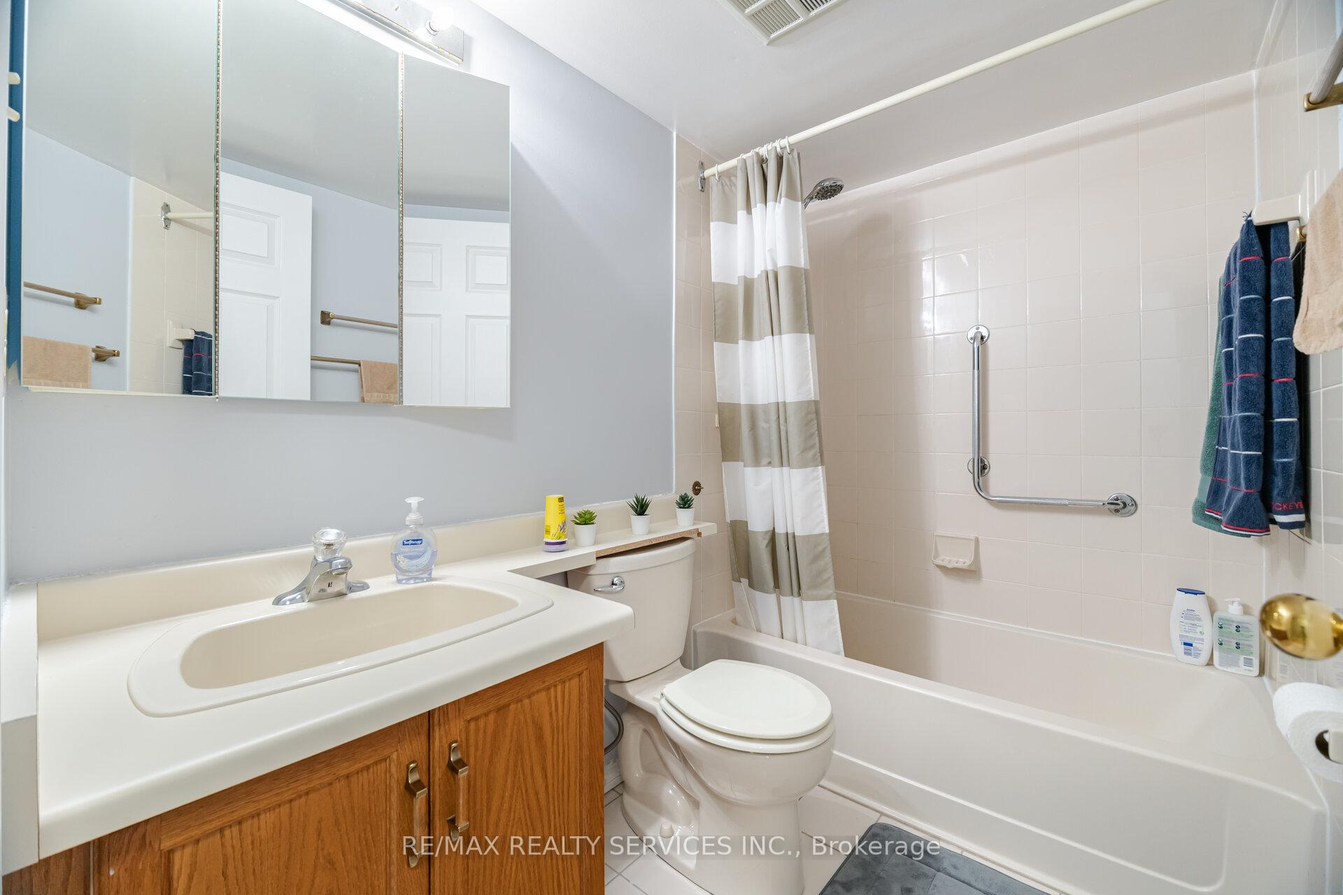 Photo 24 of Unit 402, 330 Mill Street S, Brampton, Brampton South — HOMEH