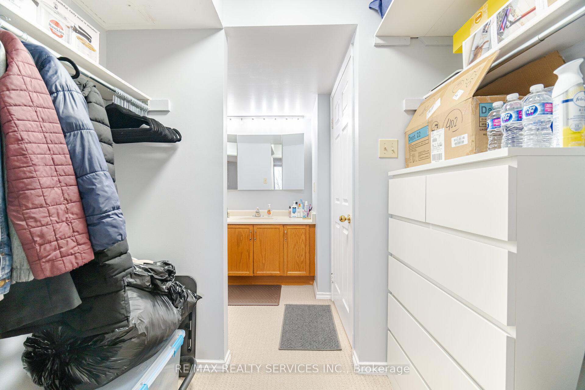 Photo 29 of Unit 402, 330 Mill Street S, Brampton, Brampton South — HOMEH