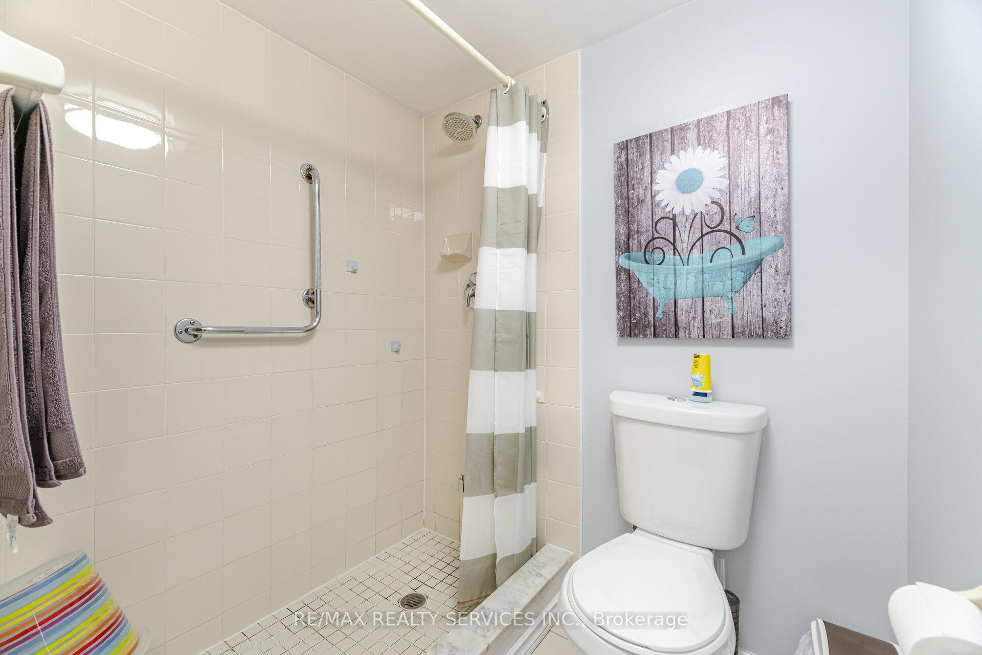 Photo 31 of Unit 402, 330 Mill Street S, Brampton, Brampton South — HOMEH