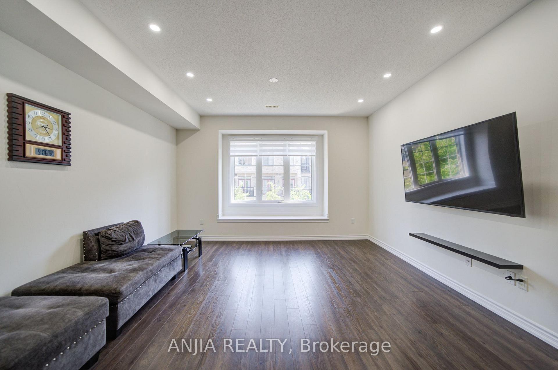 Photo 12 of 134 Frederick Wilson Avenue, Markham, Cornell — HOMEH