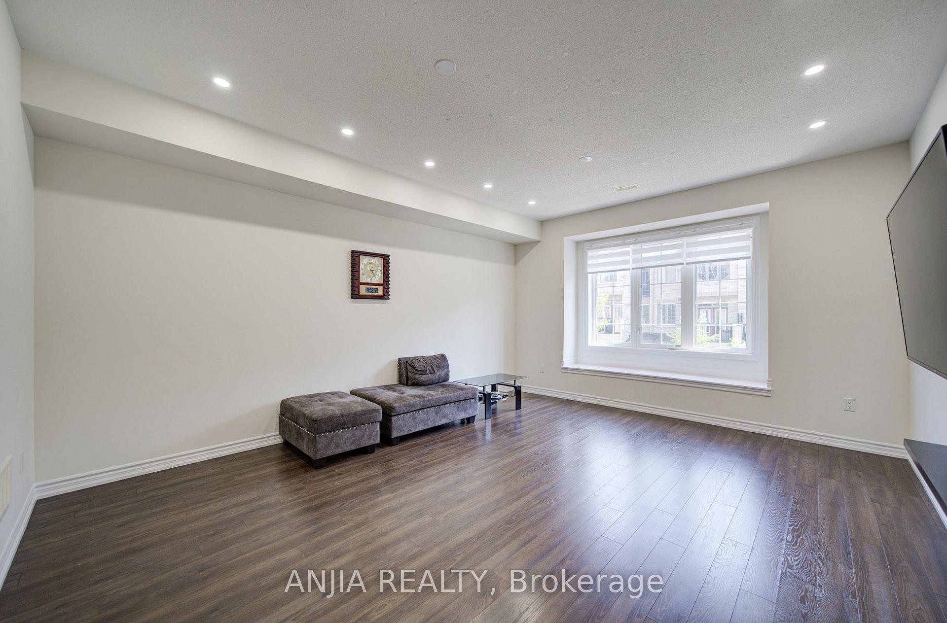 Photo 13 of 134 Frederick Wilson Avenue, Markham, Cornell — HOMEH
