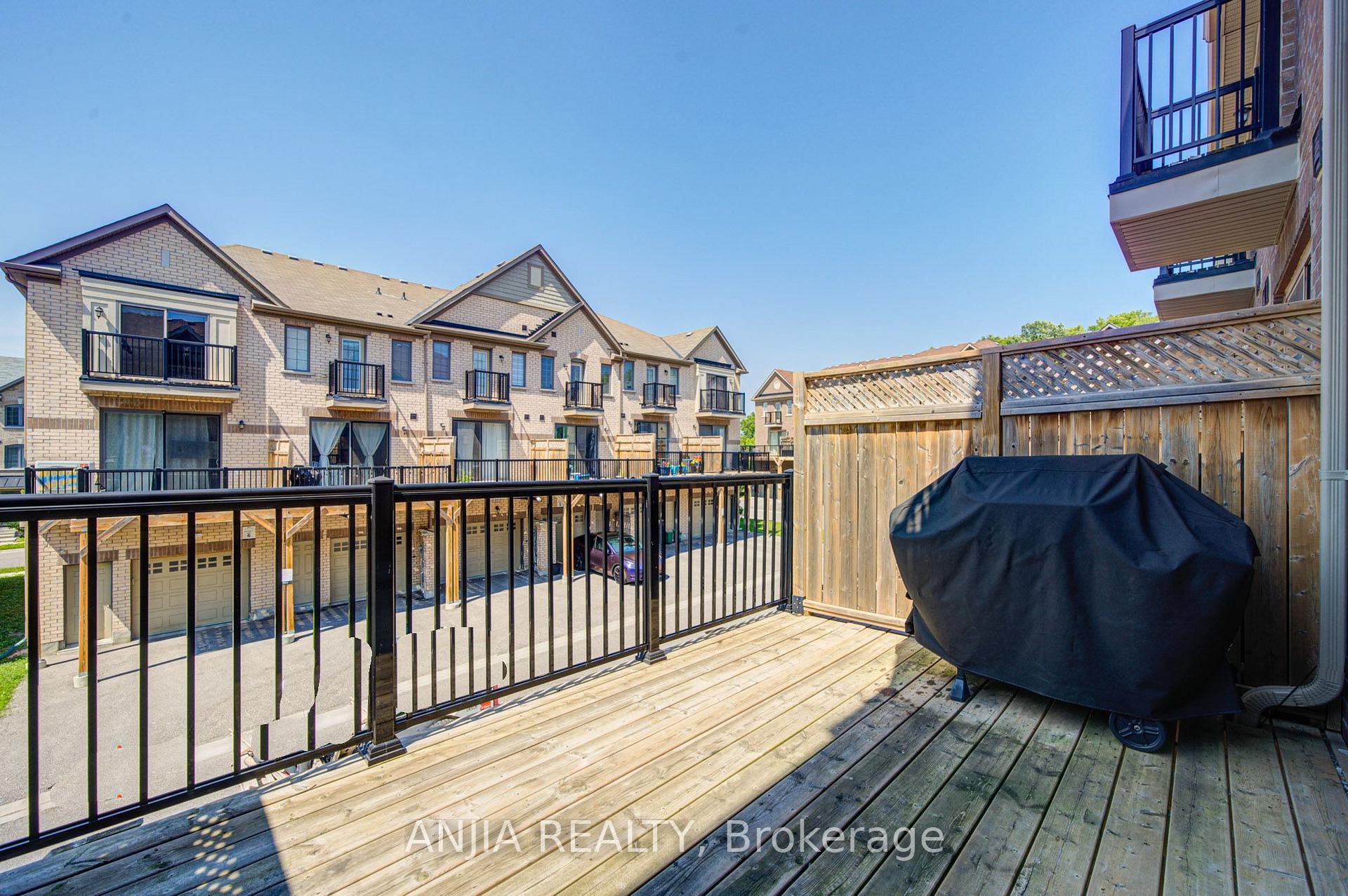 Photo 18 of 134 Frederick Wilson Avenue, Markham, Cornell — HOMEH