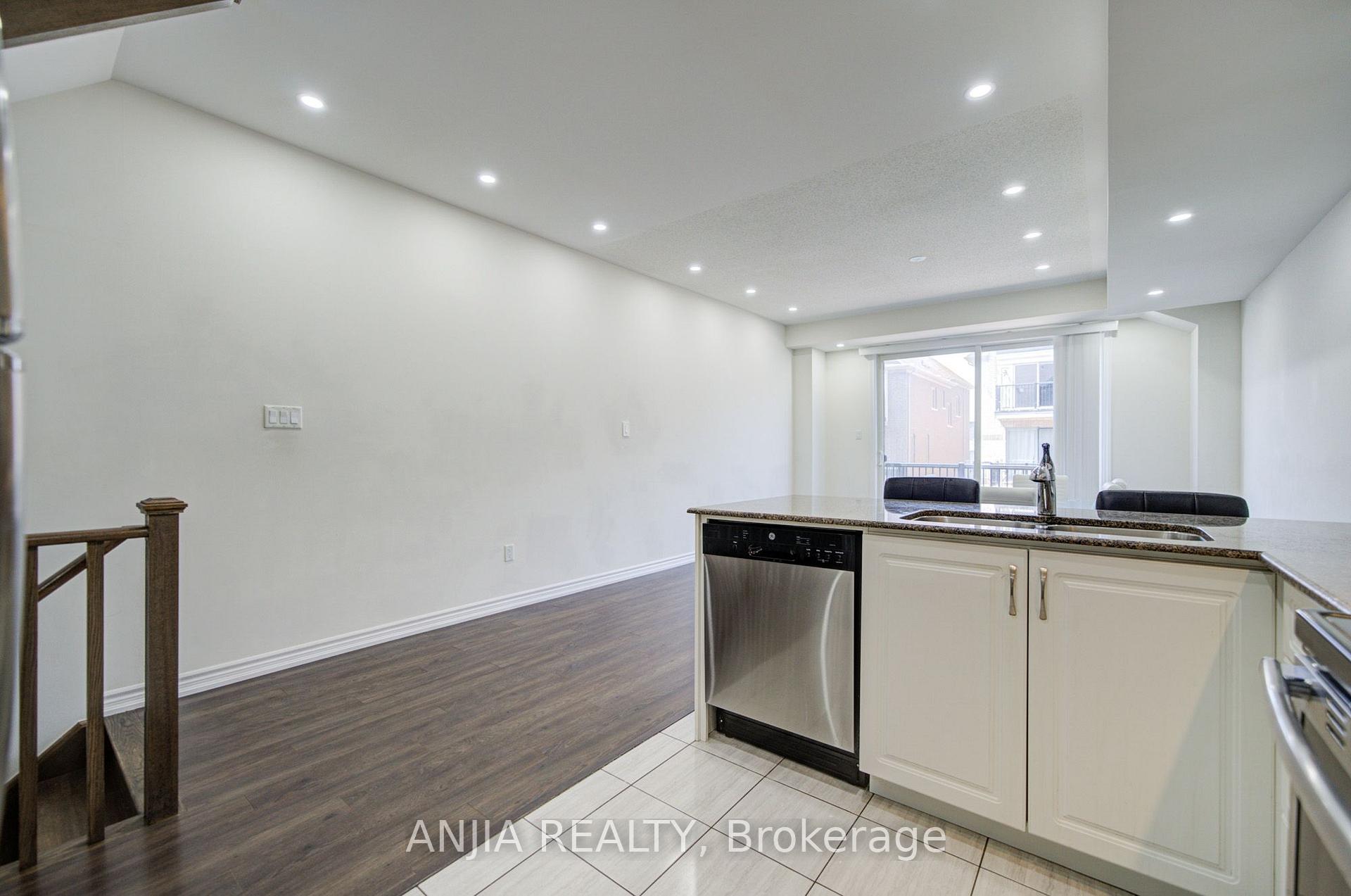 Photo 22 of 134 Frederick Wilson Avenue, Markham, Cornell — HOMEH
