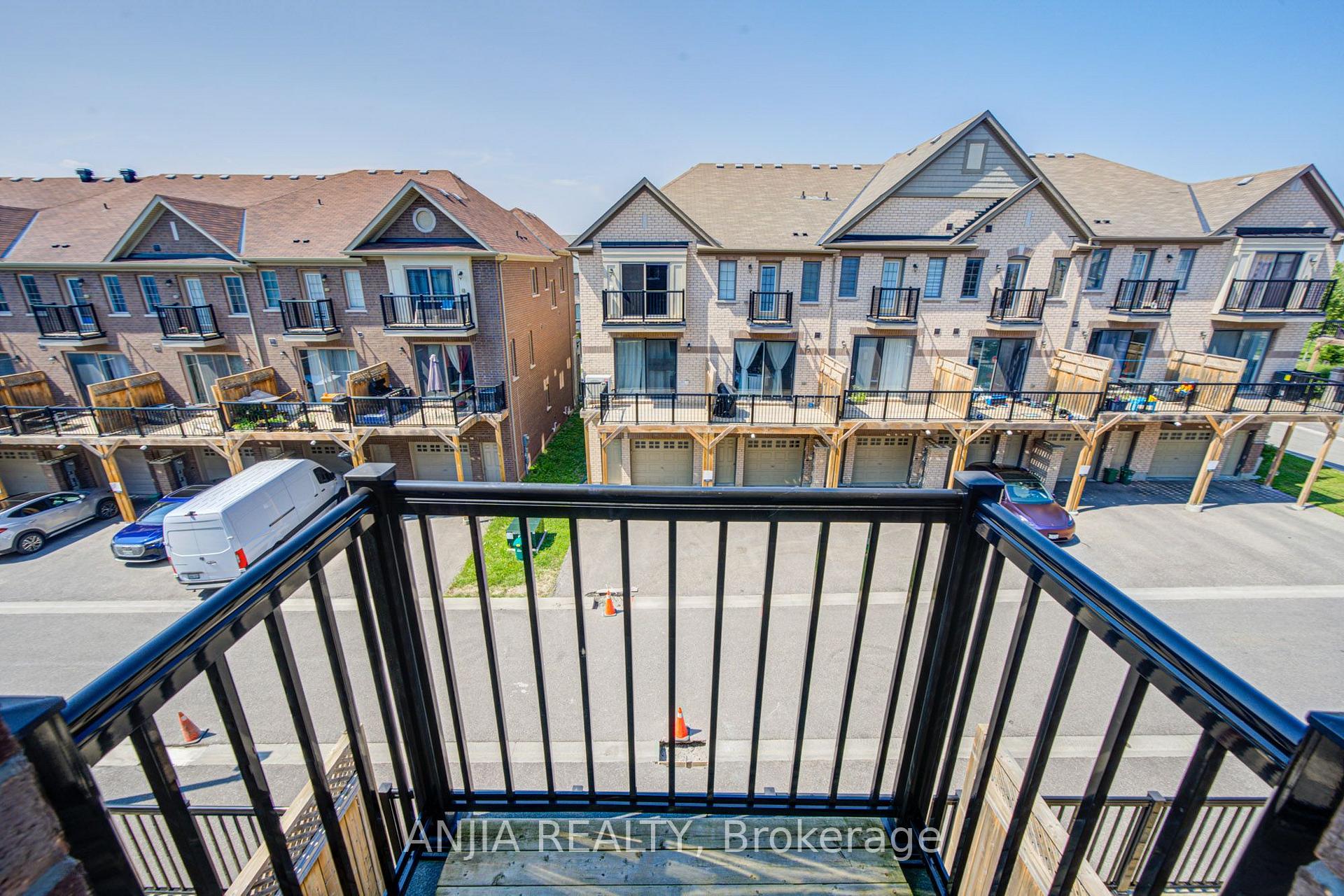 Photo 29 of 134 Frederick Wilson Avenue, Markham, Cornell — HOMEH