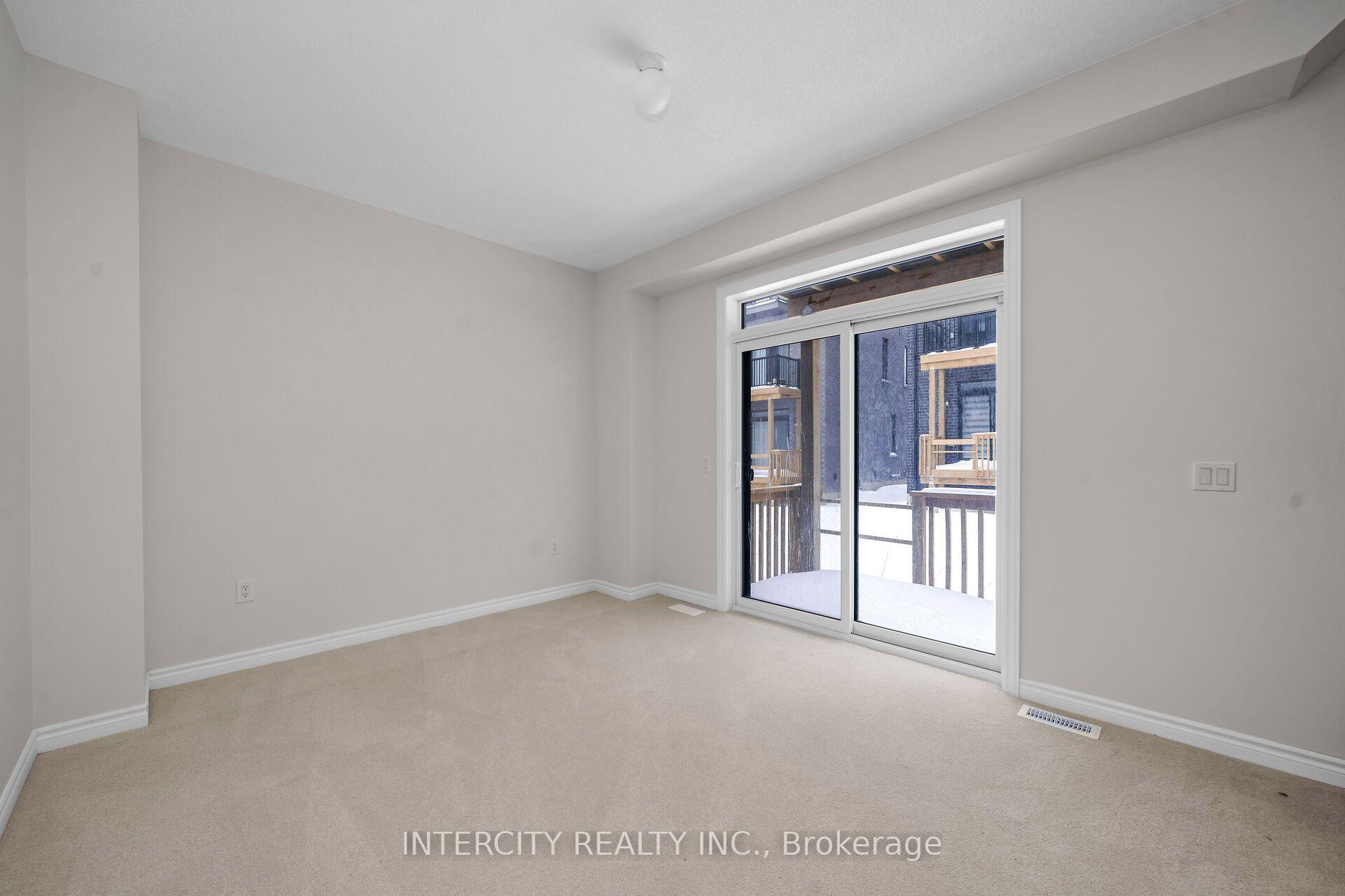 Photo 4 of 12 Radisson Street, Vaughan, Elder Mills — HOMEH