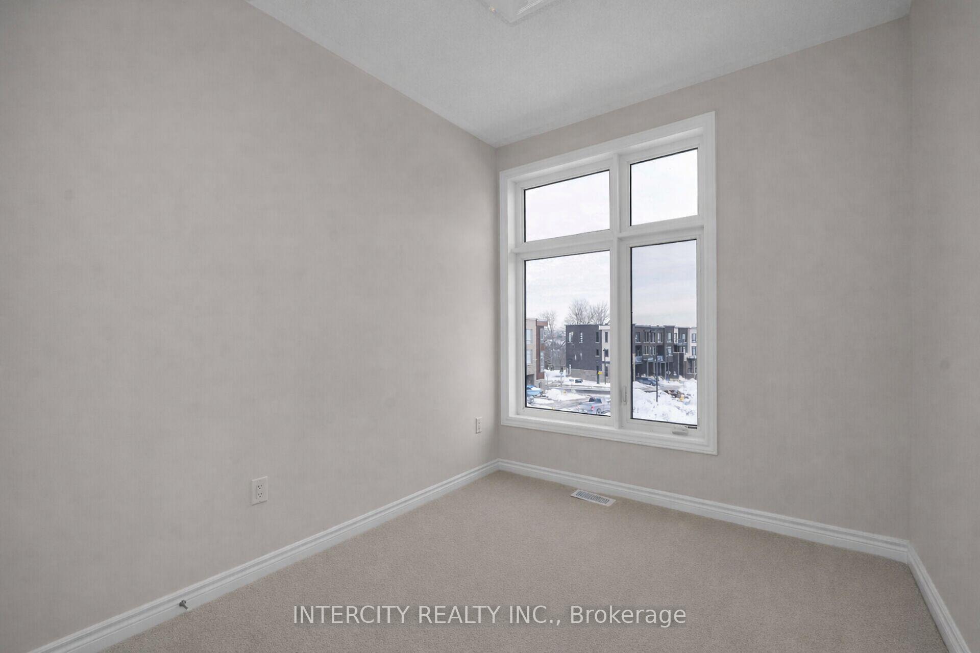Photo 23 of 12 Radisson Street, Vaughan, Elder Mills — HOMEH