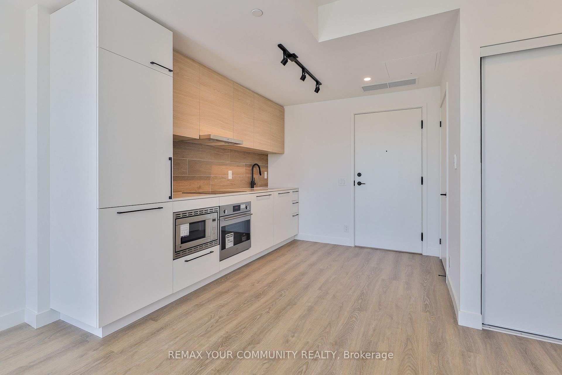 Photo 5 of Unit 514, 1050 Eastern Avenue, Toronto, The Beaches — HOMEH
