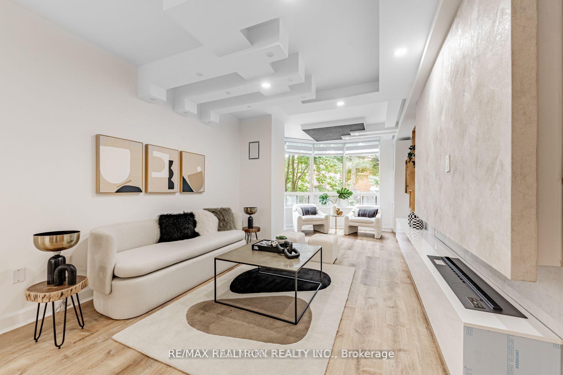 Photo 4 of Unit 321, 333 Clark Avenue W, Vaughan, Crestwood-Springfarm-Yorkhill — HOMEH